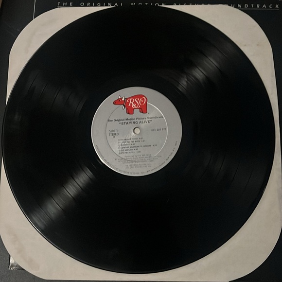 STAYING ALIVE OMP Soundtrack LP Vinyl 1983 The Bee Gees Frank Stallone - Picture 5 of 5